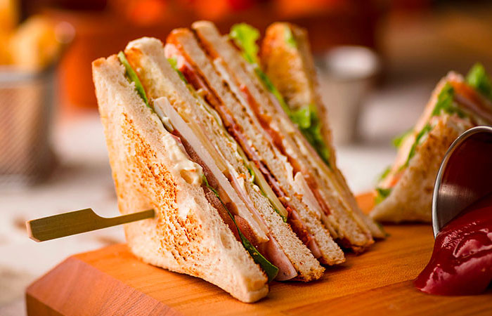 come-fare-club-sandwich-ricetta-originale